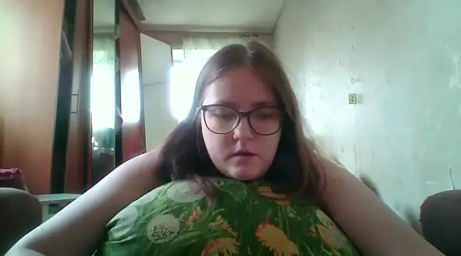 Snapshot of DesireMelissa chatting on 02.16.25 DesireMelissa online show from 02.16.25