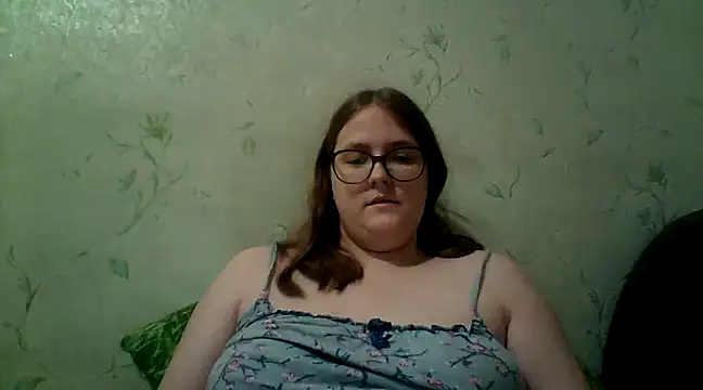 Snapshot of DesireMelissa chatting on 02.19.25 DesireMelissa online show from 02.19.25