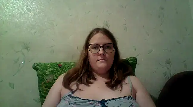 Snapshot of DesireMelissa chatting on 02.26.25 DesireMelissa online show from 02.26.25
