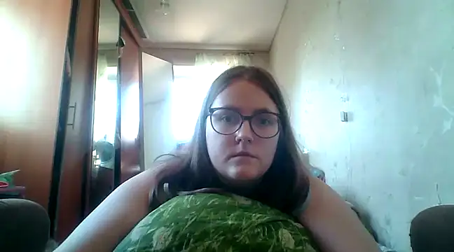 Snapshot of DesireMelissa chatting on 02.27.25 DesireMelissa online show from 02.27.25