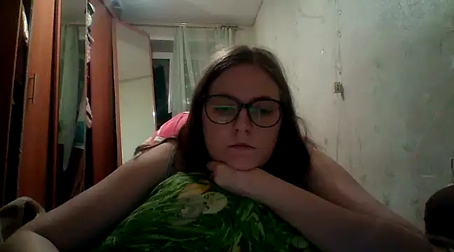 Snapshot of DesireMelissa chatting on 03.01.25 DesireMelissa online show from 03.01.25