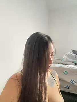 Latina vanessa online show from 10.08.25