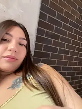 Snapshot of Latina_vanessa chatting on 06.26.26 Latina vanessa online show from 06.26.26