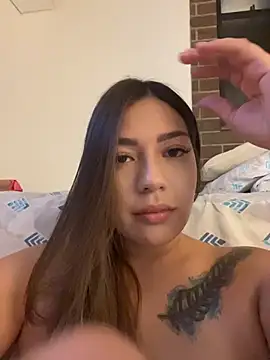 Snapshot of Latina_vanessa chatting on 07.18.26 Latina vanessa online show from 07.18.26