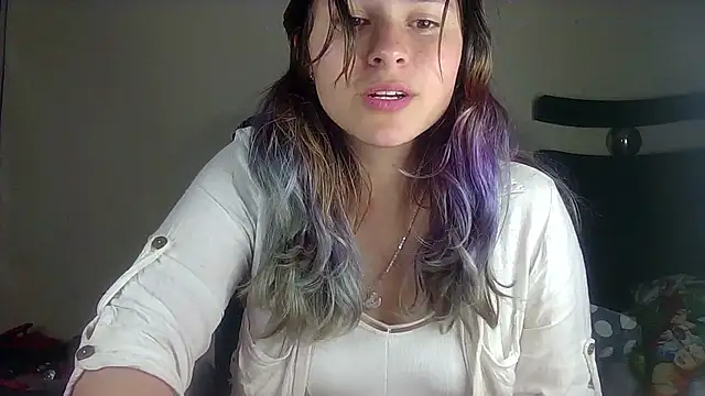 Snapshot of Elith_20 chatting on 01.17.25 Elith 20 online show from 01.17.25
