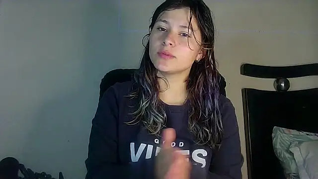 Snapshot of Elith_20 chatting on 01.23.25 Elith 20 online show from 01.23.25