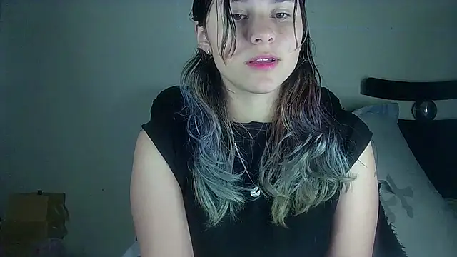 Snapshot of Elith_20 chatting on 01.27.25 Elith 20 online show from 01.27.25