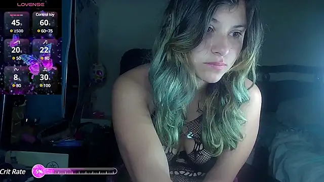 Snapshot of Elith_20 chatting on 02.19.25 Elith 20 online show from 02.19.25