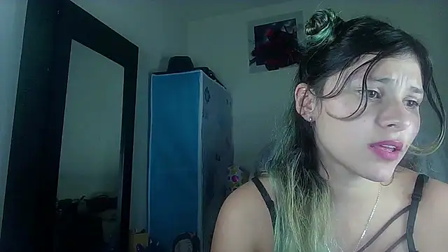 Snapshot of Elith_20 chatting on 03.03.25 Elith 20 online show from 03.03.25