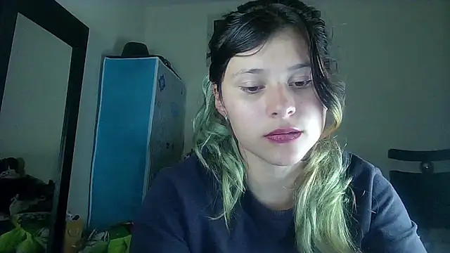 Snapshot of Elith_20 chatting on 03.07.25 Elith 20 online show from 03.07.25