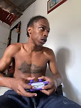 Larry-n-clouds online show from 01.18.26