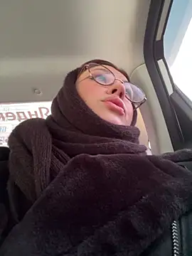 RinaCat online show from 12.18.24