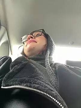 RinaCat online show from 01.31.25