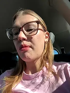 RinaCat online show from 09.27.25