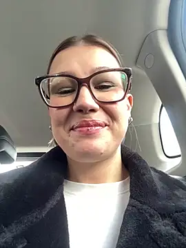 RinaCat online show from 10.08.25