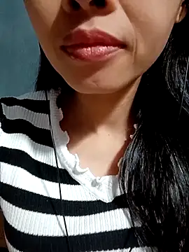 Hana love20 online show from 10.20.25