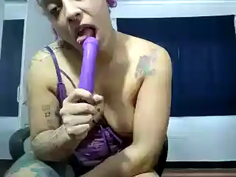 Cata Blue   online show from 01.04.25