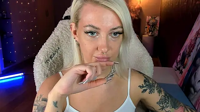 tykioty Miley online show from 02.21.26