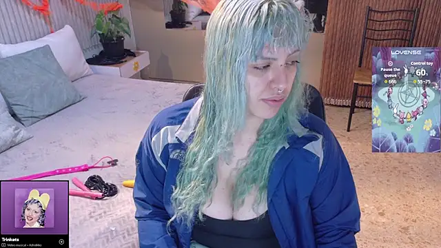 Eli666uwu online show from 10.25.25