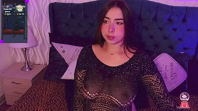 ANNE HONEY55 online show from 12.15.25