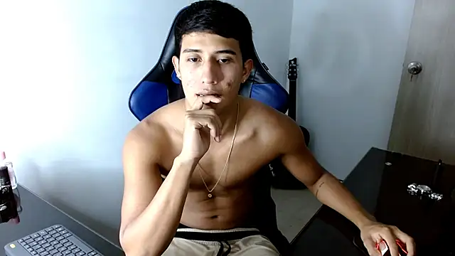 Snapshot of Juan_da01 chatting on 02.19.25 Juan da01 online show from 02.19.25