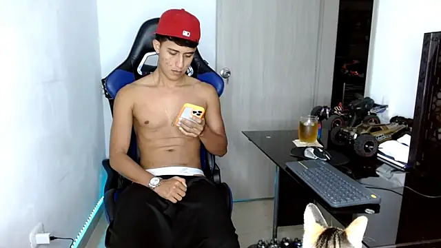 Snapshot of Juan_da01 chatting on 03.07.25 Juan da01 online show from 03.07.25