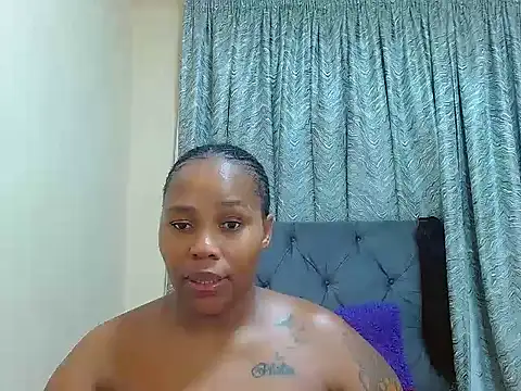 curvycloe1 online show from 02.03.25