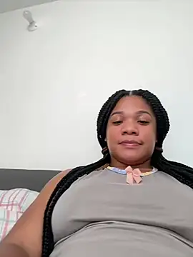 ashley Tompson1 online show from 12.13.24