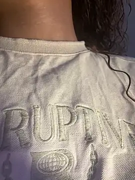 ashley Tompson1 online show from 04.06.26