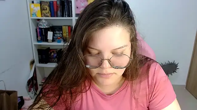 Snapshot of Gabiwaifu chatting on 02.04.26 Gabiwaifu online show from 02.04.26