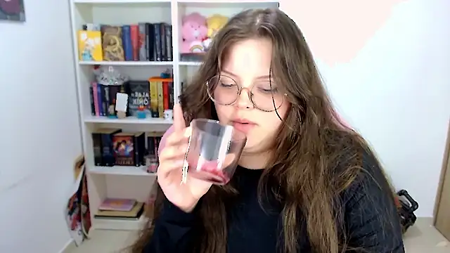 Snapshot of Gabiwaifu chatting on 02.14.26 Gabiwaifu online show from 02.14.26