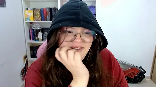 Snapshot of Gabiwaifu chatting on 02.15.26 Gabiwaifu online show from 02.15.26