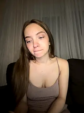 Snapshot of BarbaraFantasy chatting on 09.23.25 BarbaraFantasy online show from 09.23.25