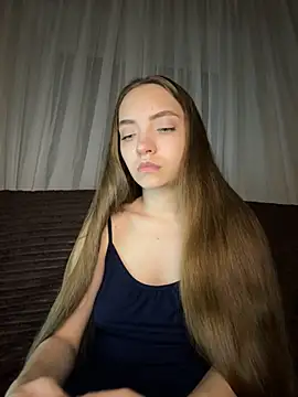 Snapshot of BarbaraFantasy chatting on 10.09.25 BarbaraFantasy online show from 10.09.25