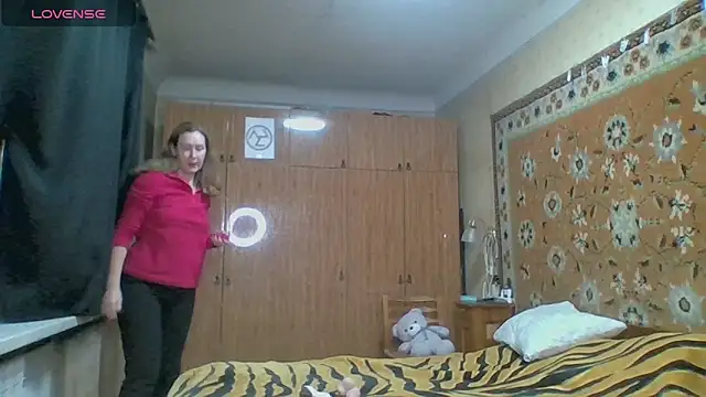 AnnaXLovers online show from 12.05.25