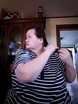 Bayou Woman68 online show from 11.17.25