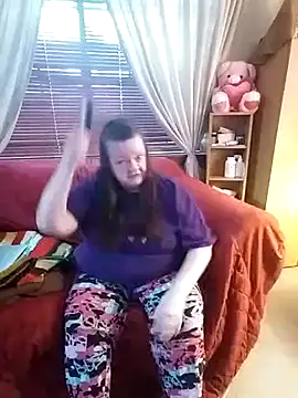 Bayou Woman68 online show from 11.30.25