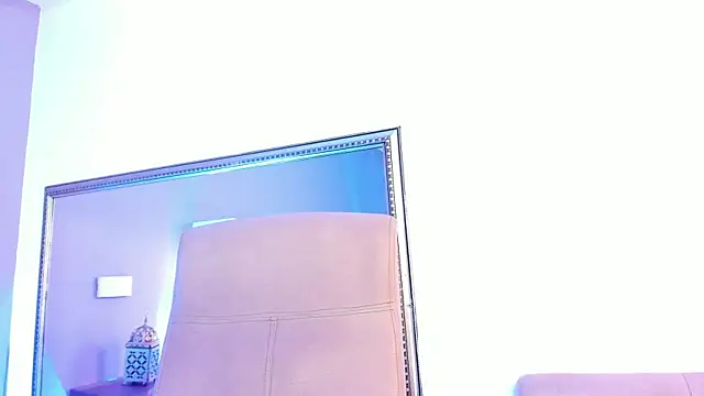 Adelehottman online show from 03.28.26