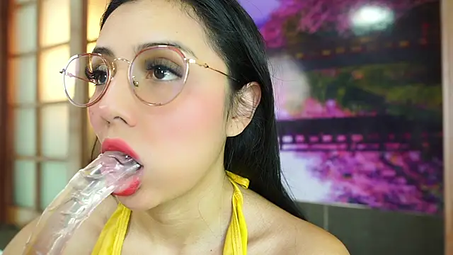 miss lizith online show from 11.07.25