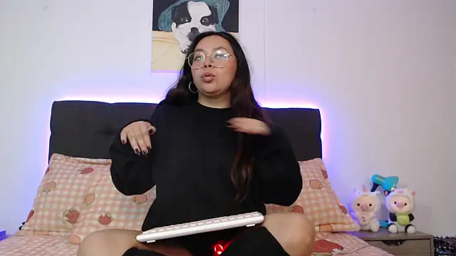 Peach-Lawrence online show from 12.03.24