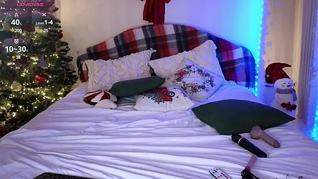 Aisha Riley online show from 01.09.25