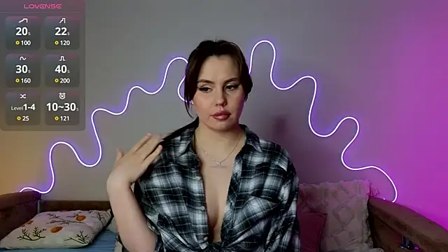 Aisha Riley online show from 03.15.25