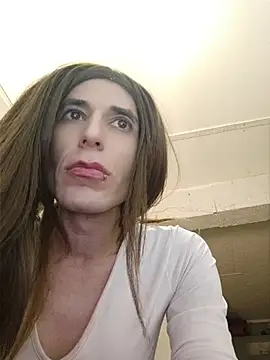 Snapshot of VanillaSeXy chatting on 04.27.26 VanillaSeXy online show from 04.27.26