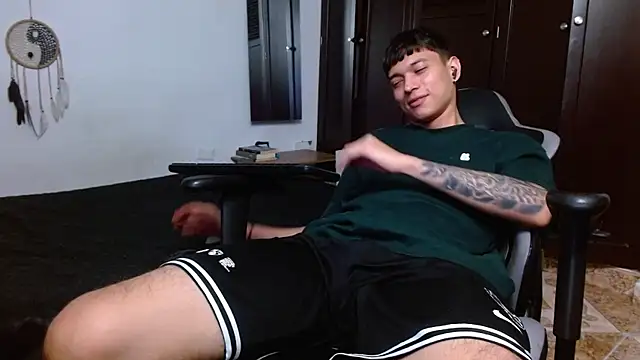 aaron blug online show from 02.11.25