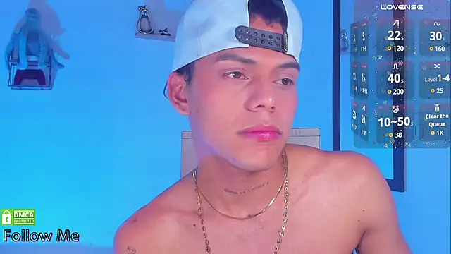 Snapshot of visaelX chatting on 03.09.25 visaelX online show from 03.09.25