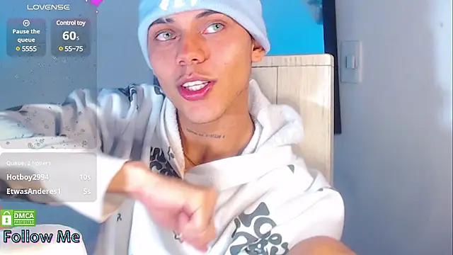 Snapshot of visaelX chatting on 03.14.25 visaelX online show from 03.14.25