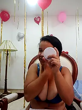  Miaaleon online show from 02.12.25