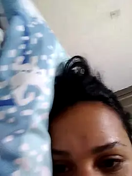  Miaaleon online show from 02.14.25