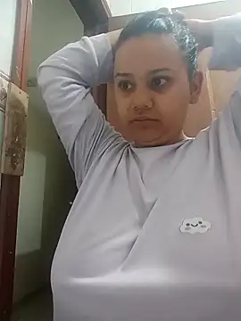  Miaaleon online show from 12.18.25