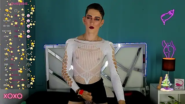 Snapshot of dominic_thailor chatting on 12.17.24 dominic thailor online show from 12.17.24